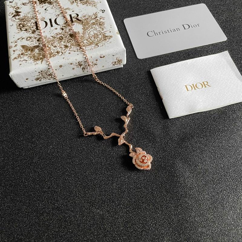 Dior Necklace 05yxh38 (1)