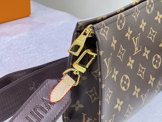 盥洗袋Monogram M47546 M47544 19x15x6cm cs (1)