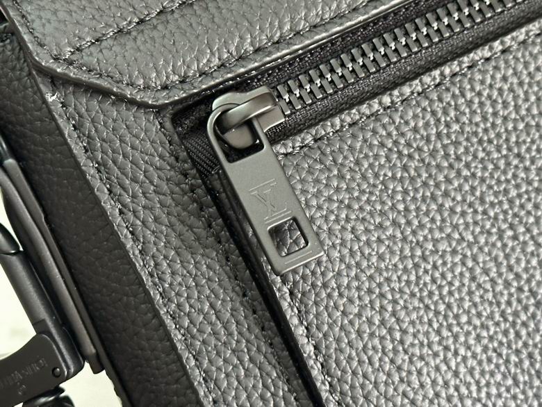 M24769 22X16.5X7cm WP 0