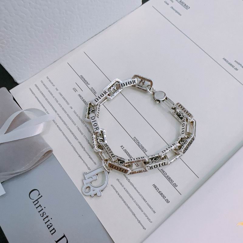 Dior Bracelet 05yxh09 (1)