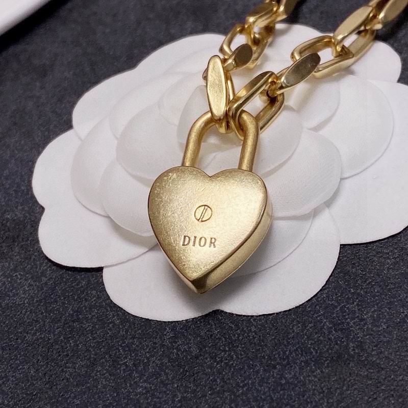 Dior Necklace 05yxh46 (1)