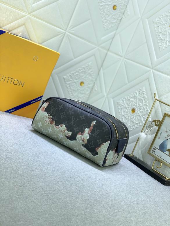 Dopp Kit M82831 28x15x16.5cm ss (1)