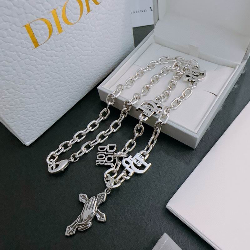 Dior Necklace 03lyh239 (1)