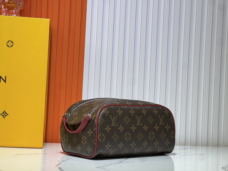 Dopp Kit M11482 28x15x16 5cm ss2_1