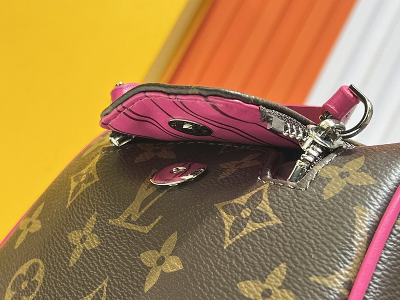 Dopp Kit M11482 28x15x16 5cm ss1_1