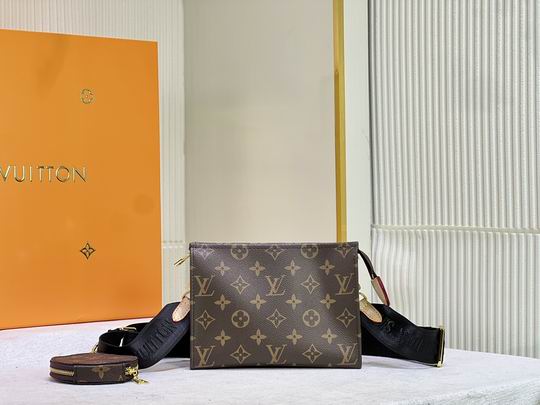 盥洗袋Monogram M47546 M47544 19x15x6cm cs (1)