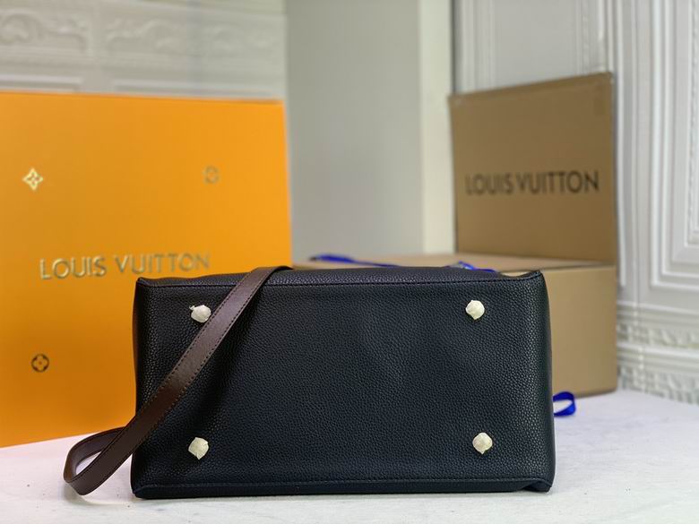 Beaubourg Hobo M56084 32x26x17cm (1)
