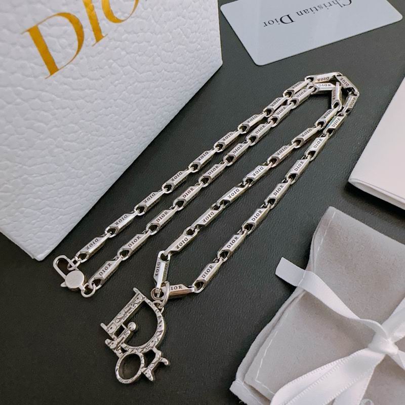 Dior Necklace 03lyh268 (1)