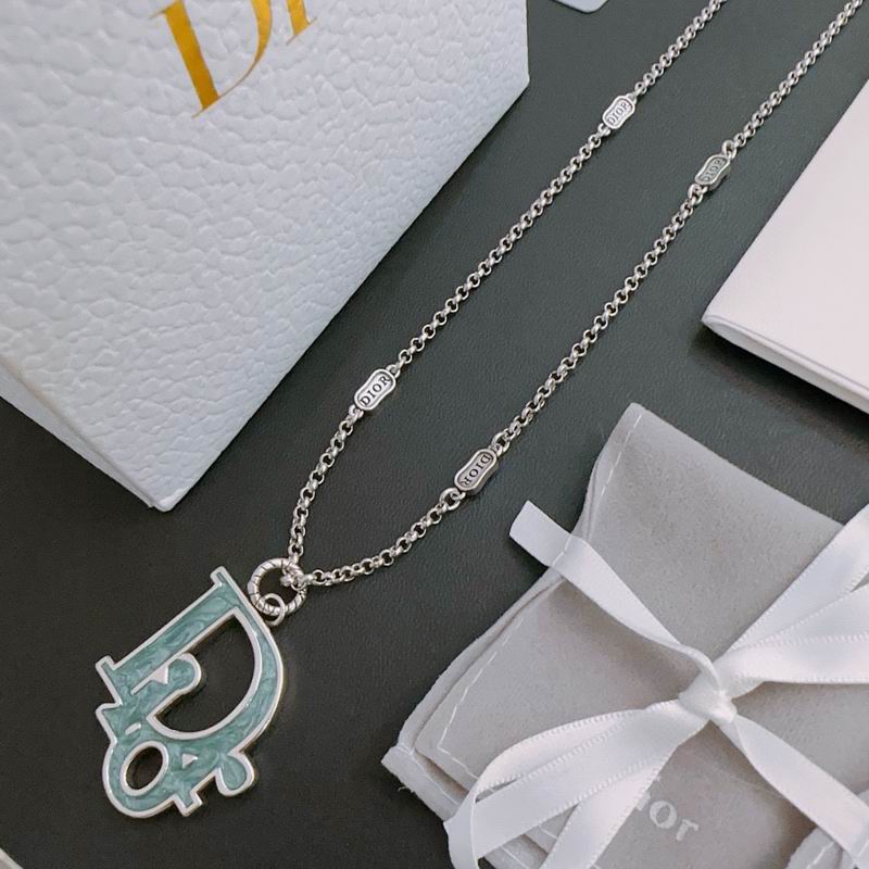 Dior Necklace 03lyh267 (1)