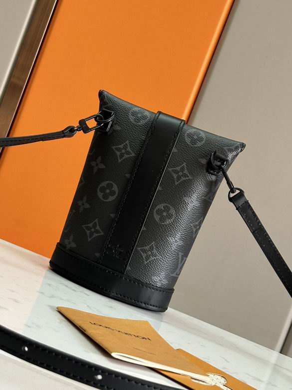M11613 12.5X18X8.5cm WP 0