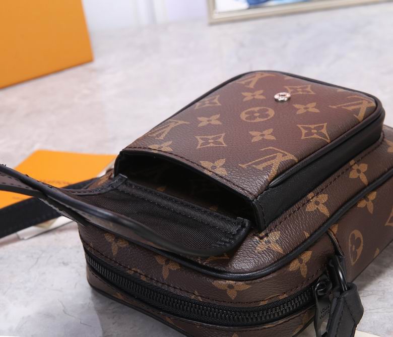 M69404 15X17X8cm WP 0