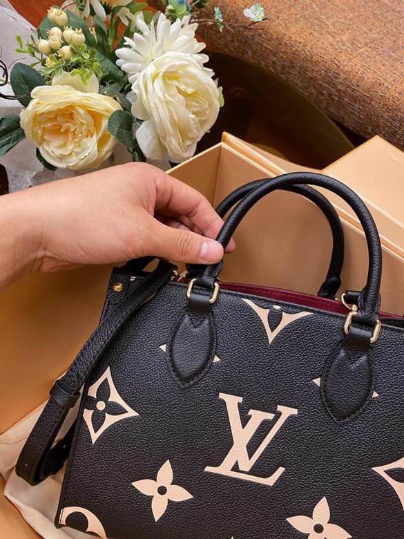 Tote M45654 25X19X11.5cm YG 3colour (1)