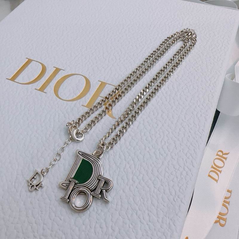Dior Necklace 05yxh74 (1)