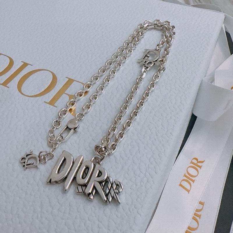 Dior Necklace 05yxh65 (1)