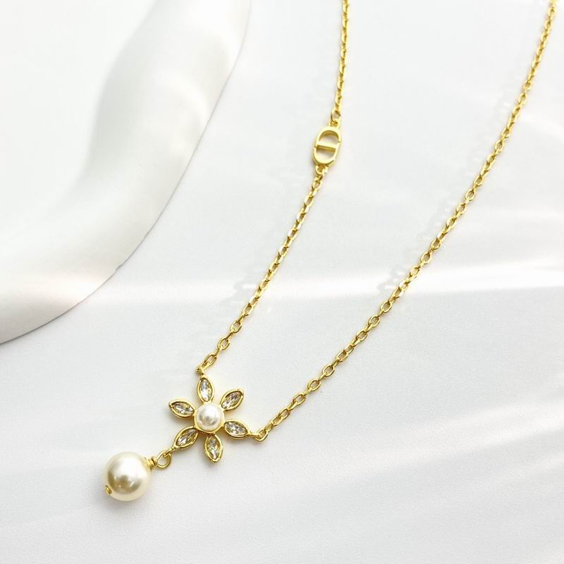 Dior Necklace 05yxh57 (1)