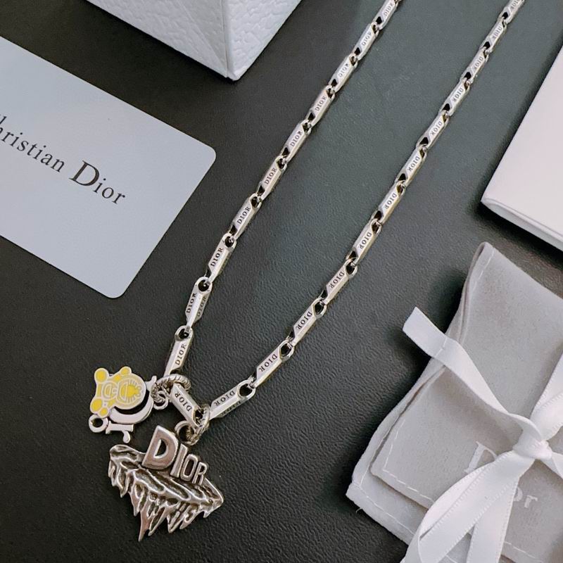 Dior Necklace 03lyh271 (1)