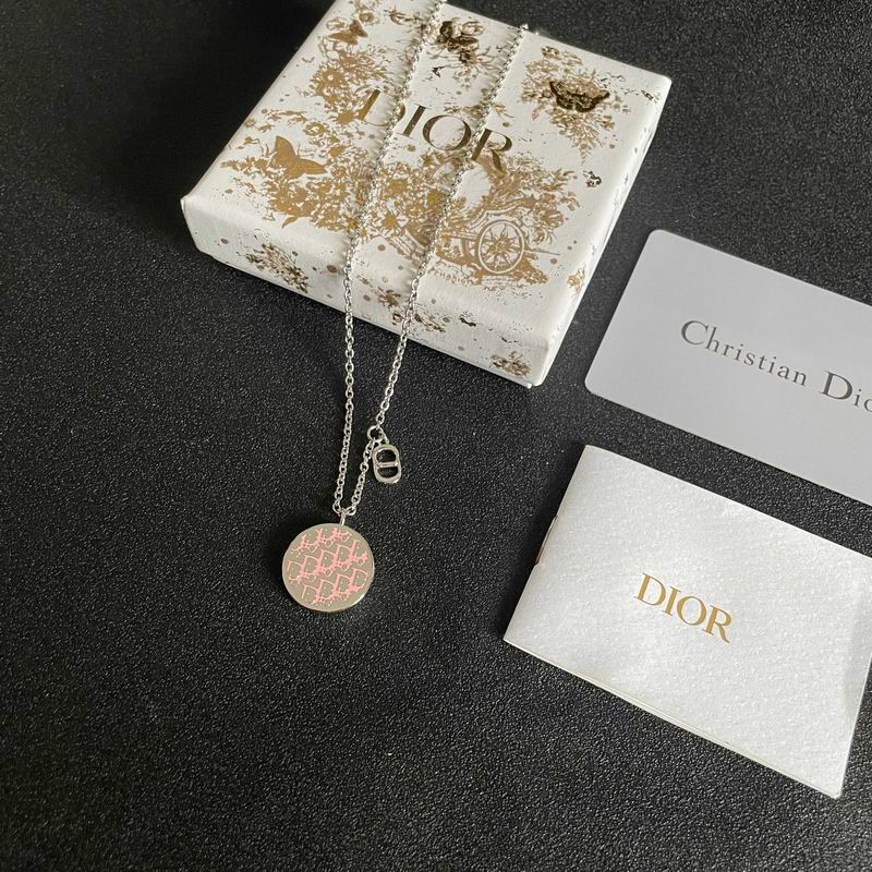 Dior Necklace 06yxh06 (1)