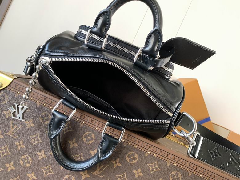 M13988 15X11X25cm WP 0