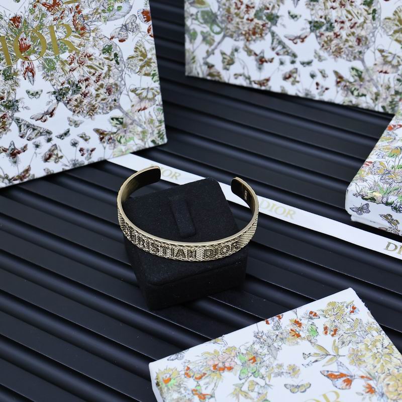 Dior Bracelet 05yxh25 (1)