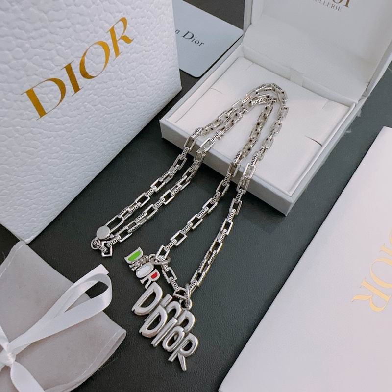 Dior Necklace 03lyh274 (1)