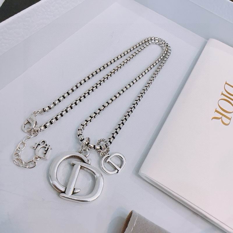 Dior Necklace 05yxh28 (1)