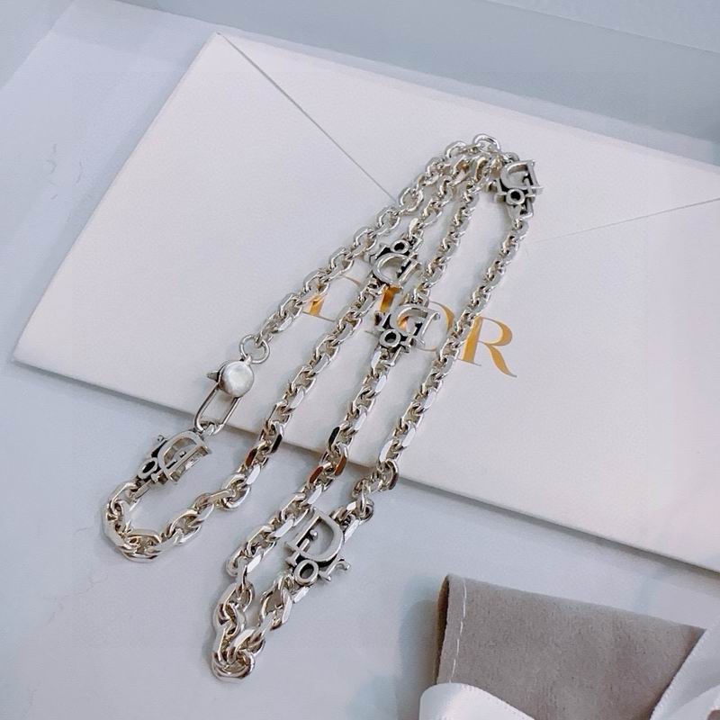 Dior Necklace 05yxh27 (1)