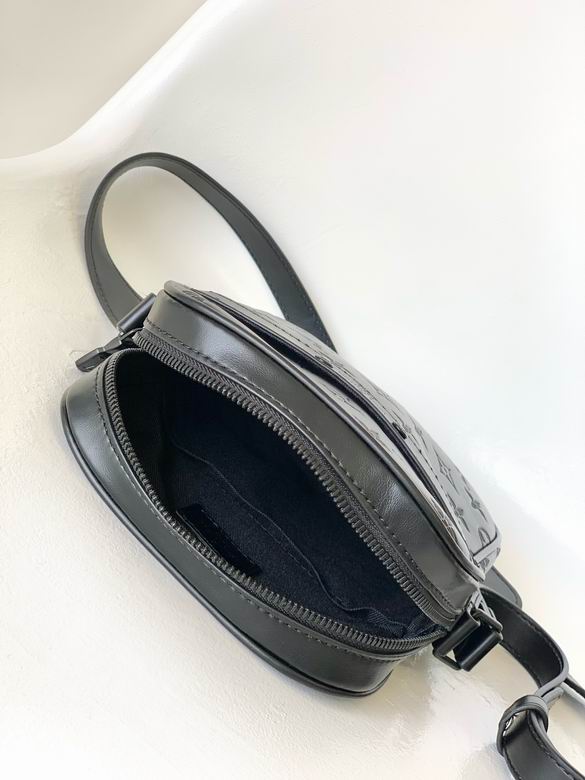 M44972 16X21X4.5cm XM (1)