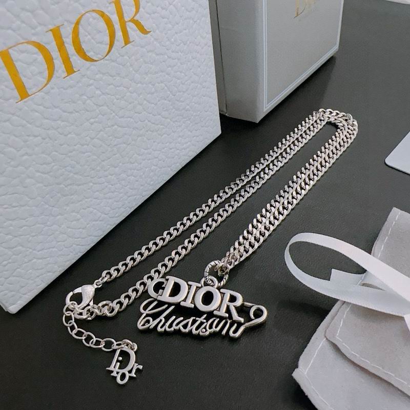 Dior Necklace 05yxh87 (1)