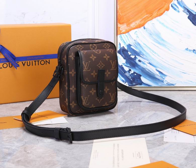 M69404 15X17X8cm WP 0