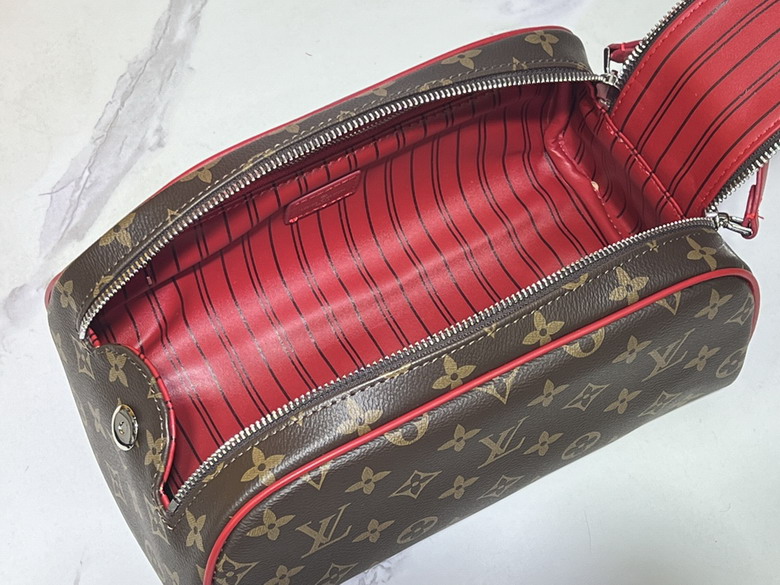 Dopp Kit M11482 28x15x16 5cm ss2_1