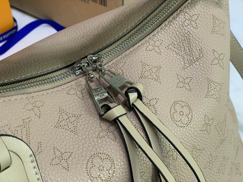 Beaubourg Hobo M56084 32x26x17cm (1)