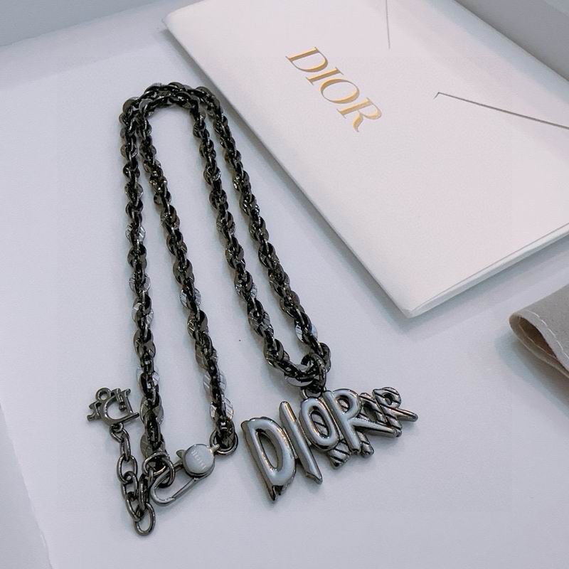 Dior Necklace 05yxh23 (1)