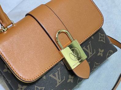 M43577 21x16x8 cm cs (1)