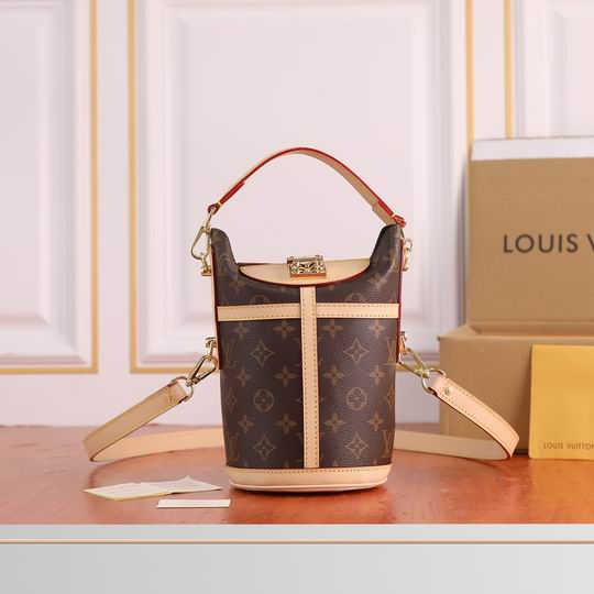 Duffle M43587 22x23x14cm ww (1)