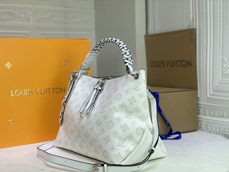 Beaubourg Hobo M56084 32x26x17cm (1)