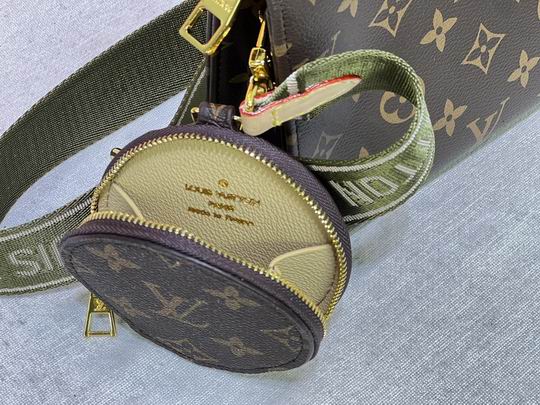 盥洗袋Monogram M47546 M47544 19x15x6cm cs (1)