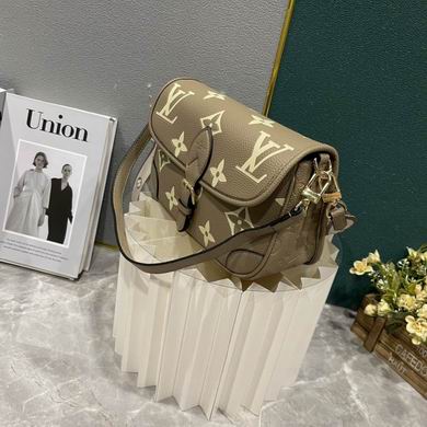M45985 25X9X15cm YG (1)