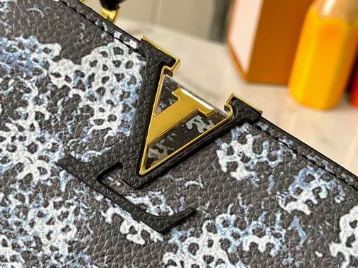 Capucines M21727 27x18x9cm ss (1)