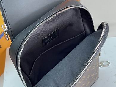 N46327 _20X31X7cm WP (1)