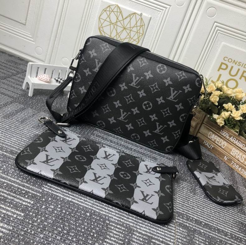 Pochette Metis M69443 25x18x4 cm cs (1)