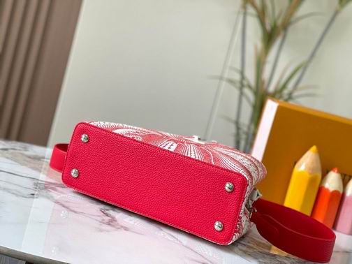 Capucines M21705 31.5x20x11cm ss (1)