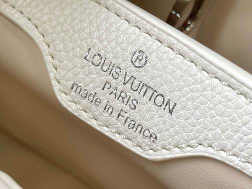 Capucines M21725 27x18x9cm ss (1)