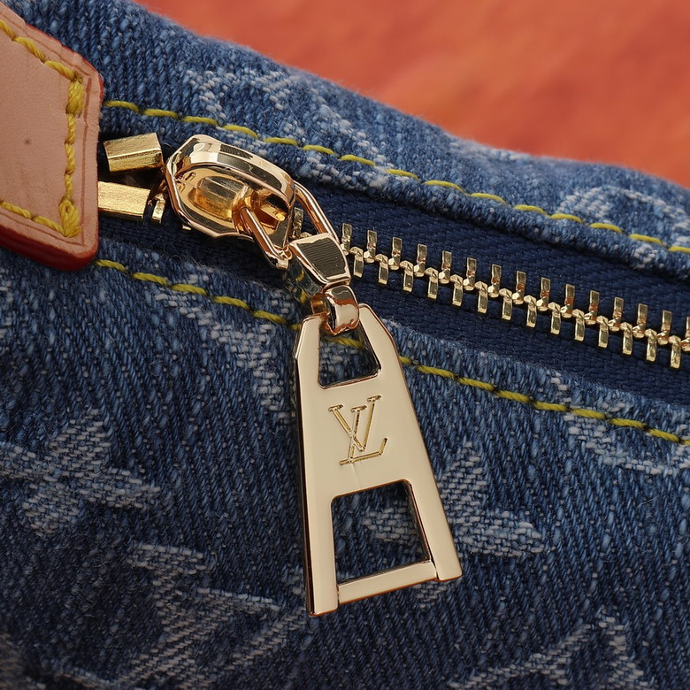 Hills Pochette M82949 20 5x6x16cm ww_1