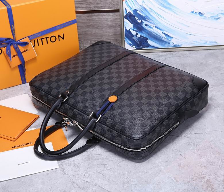 M41125 41X31X7cm WP 0