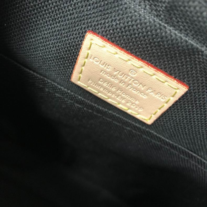 Pochette Metis M69443 25x18x4 cm cs (1)