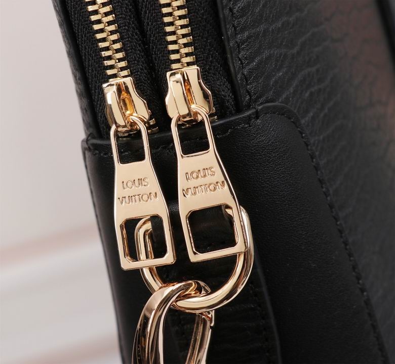 8377-1 39X28X7cm WP (1)