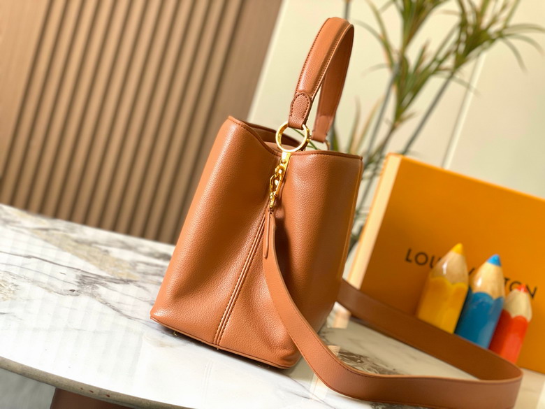 Cap M24607 38x23x16cm ss1_1