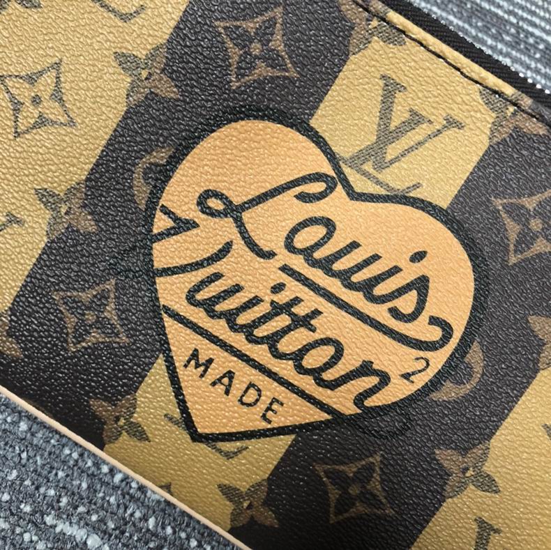 Pochette Metis M69443 25x18x4 cm cs (1)