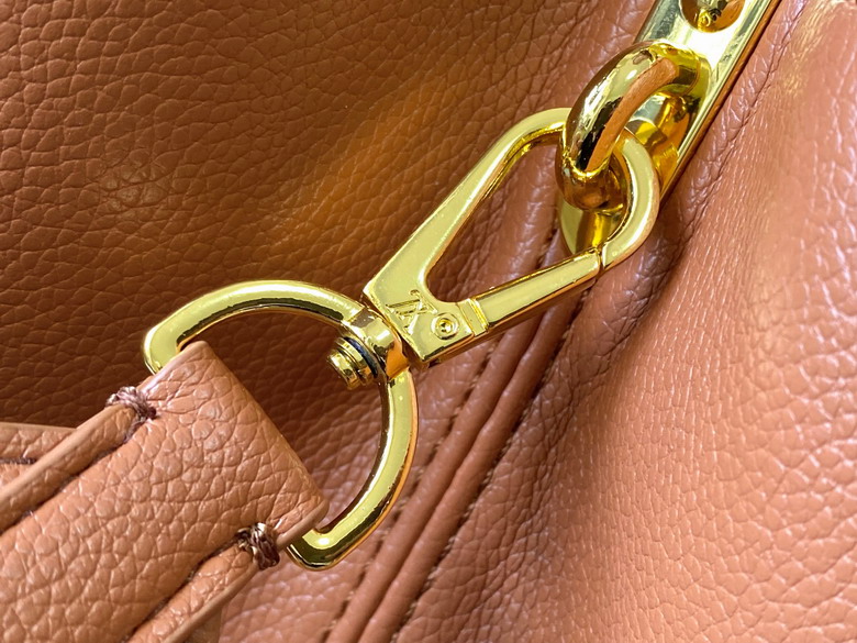 Cap M24607 38x23x16cm ss1_1