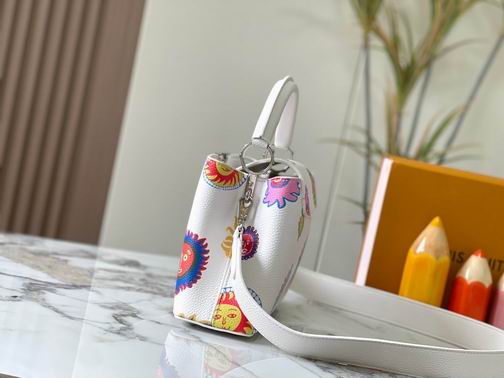 Capucines M21725 27x18x9cm ss (1)